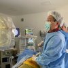 Santa Casa de Santos realiza cirurgia endoscópica na coluna